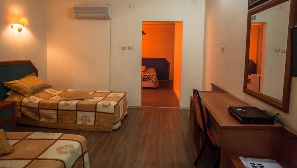 Standard Room photo 3