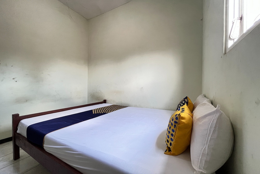 Basic Double Room photo 3
