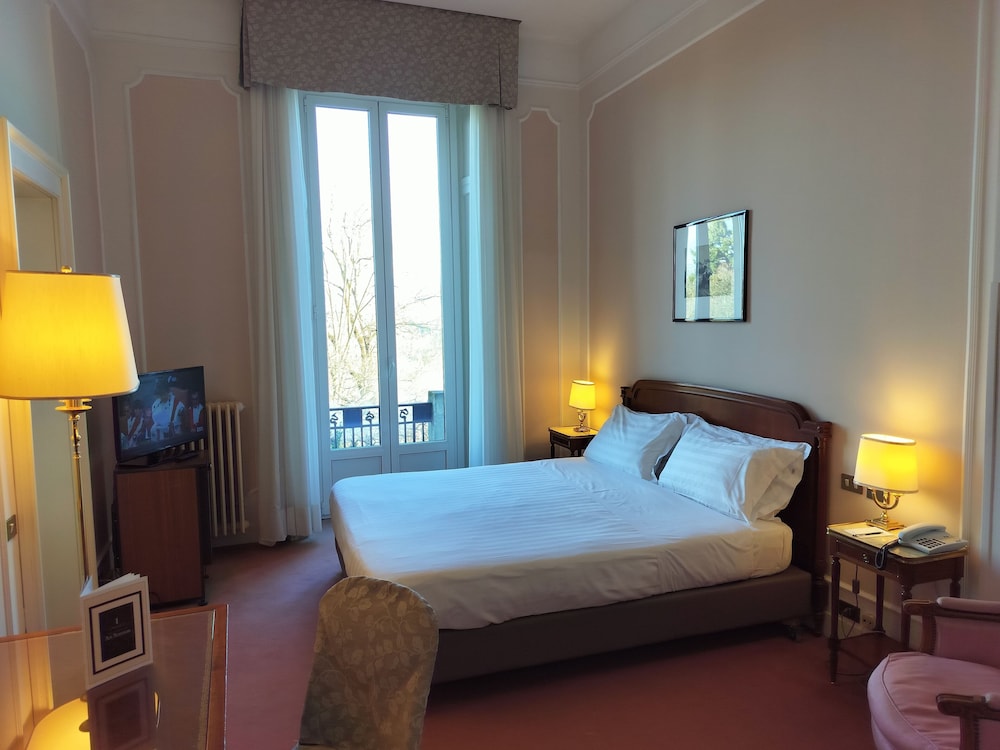 Double Room, 1 Bedroom, Park View - Photo 4
