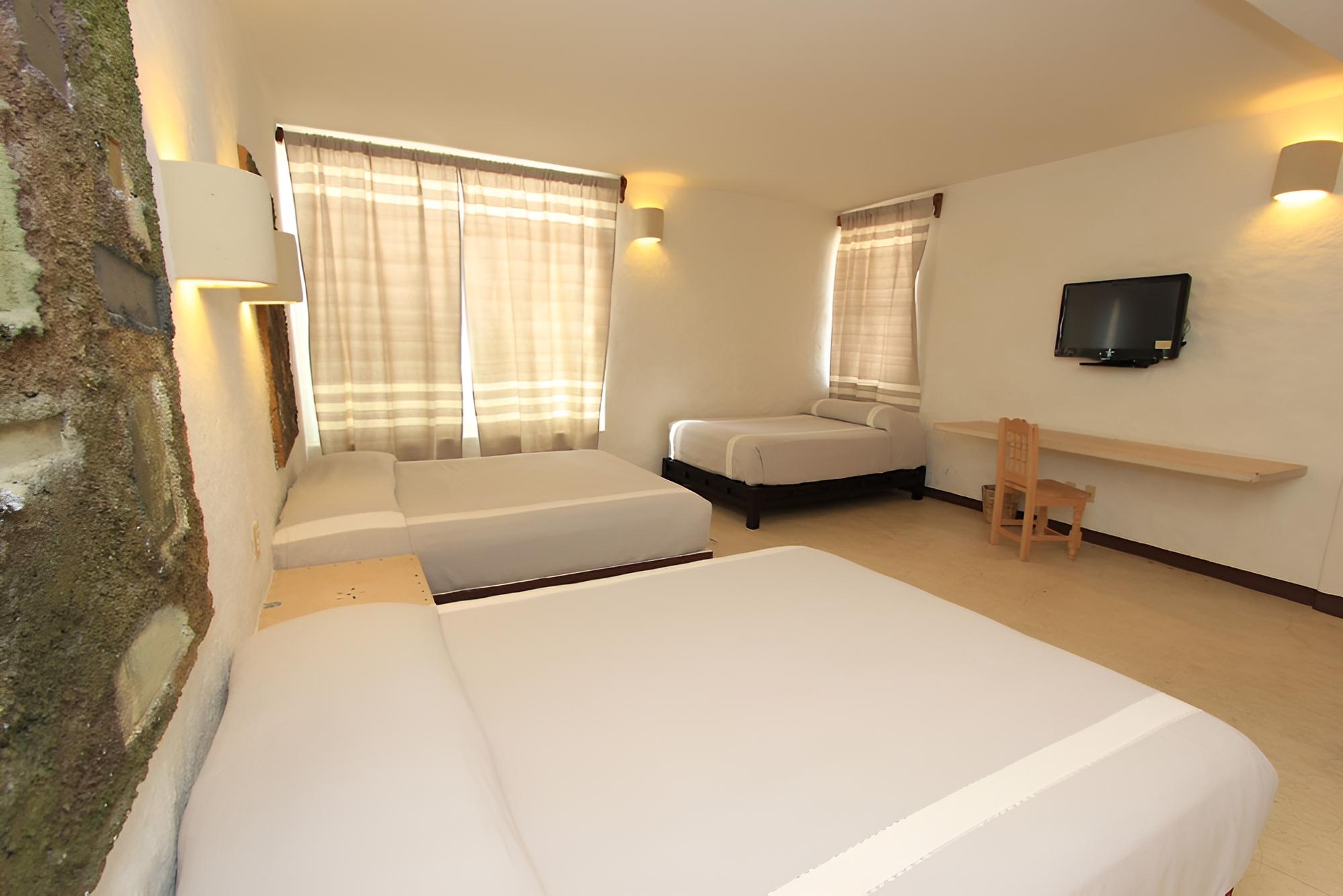Triple Room (Comfort) photo 2