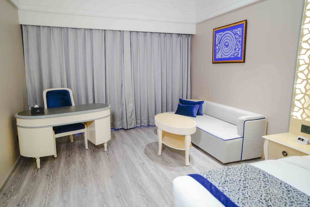 Executive Room photo 2