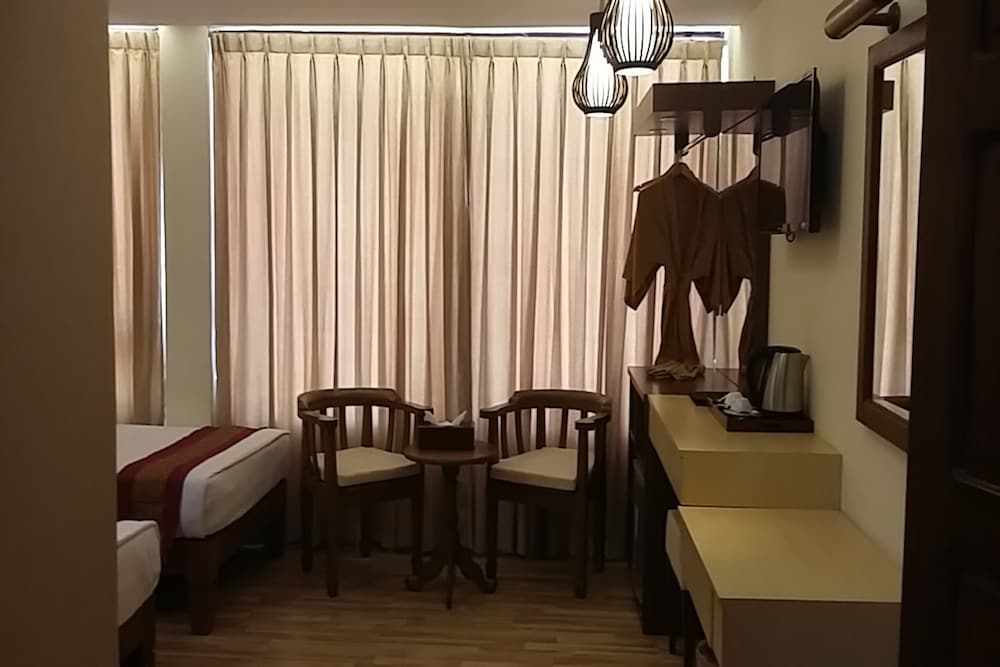 Grand Deluxe Room photo 3