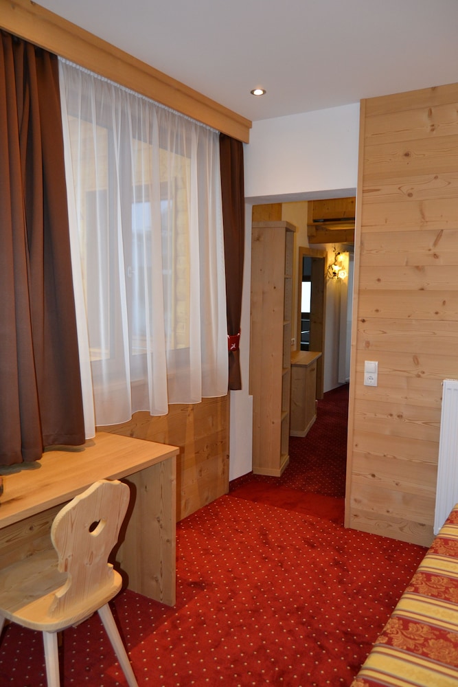 Family Suite - Photo 6