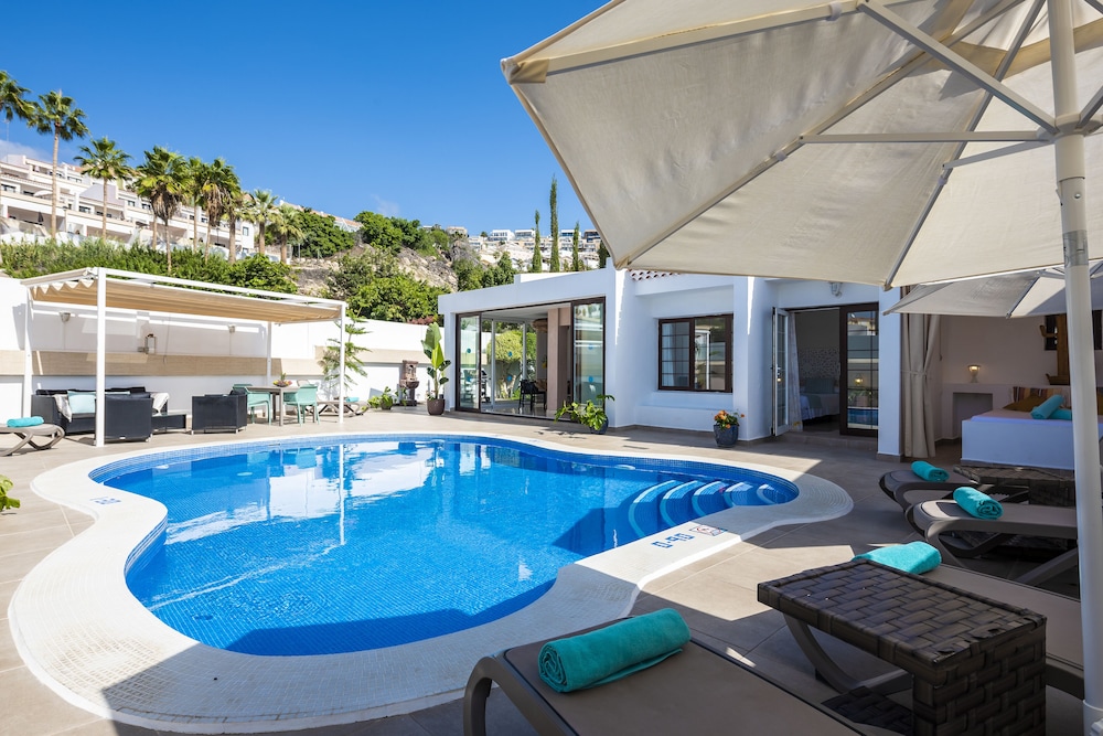 Luxury Villa, 2 Bedrooms, Private Pool