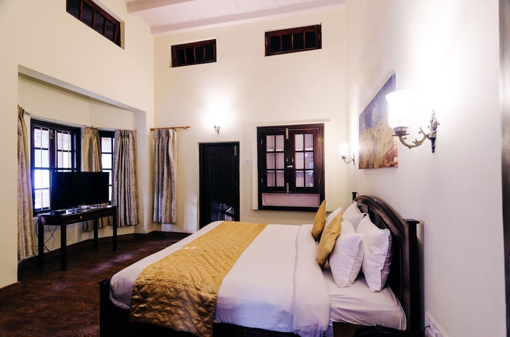 Deodar Suite - Photo 8