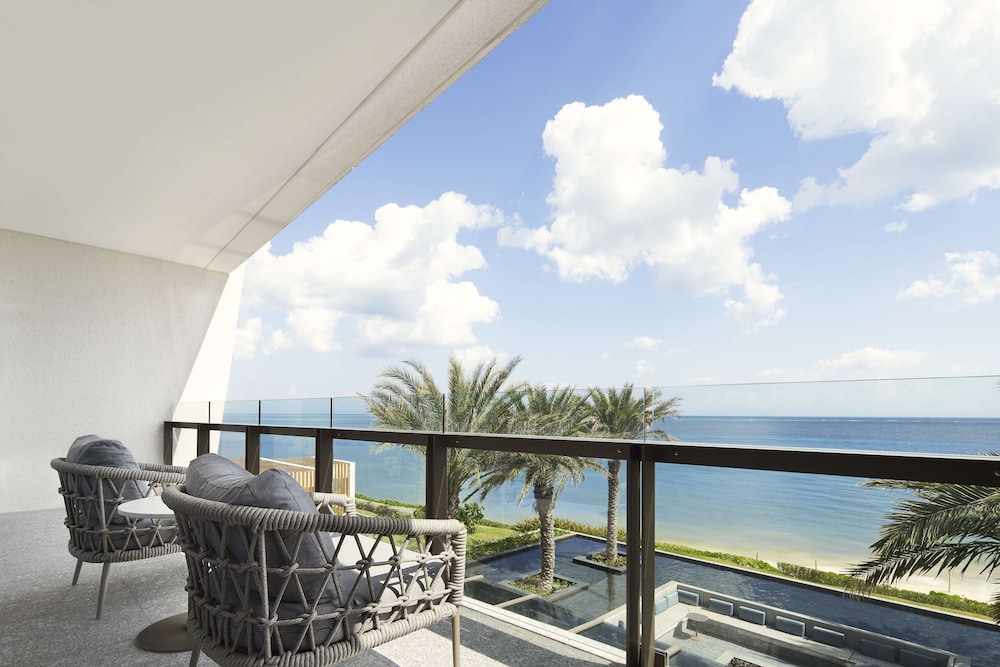 Suite, 1 King Bed (riviera)