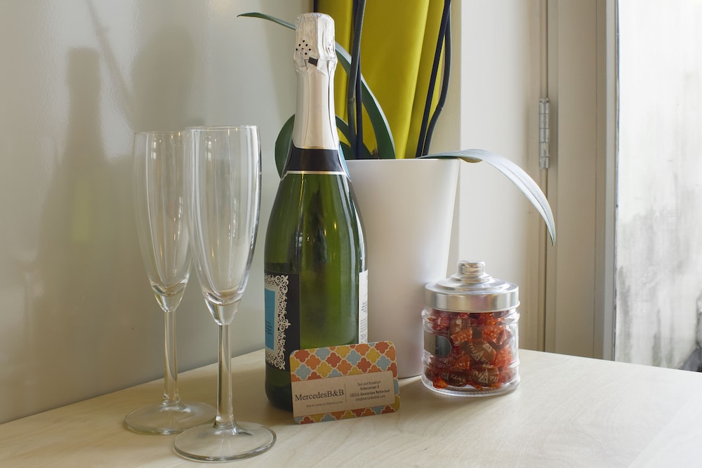 Deluxe Studio, Kitchenette photo 2