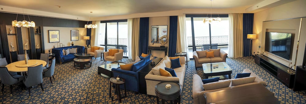 Presidential Suite, Club Lounge Access photo 3