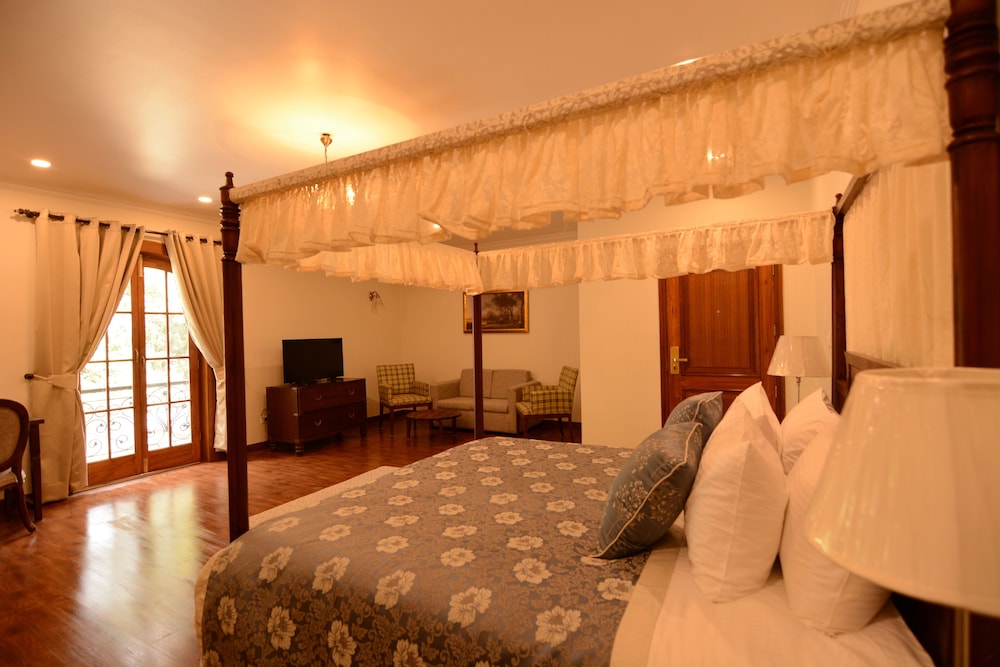 Ashdale Heritage Room photo 2
