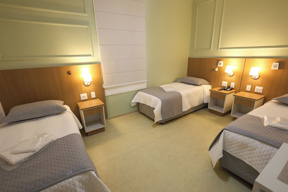 Triple Room, 3 Twin Beds