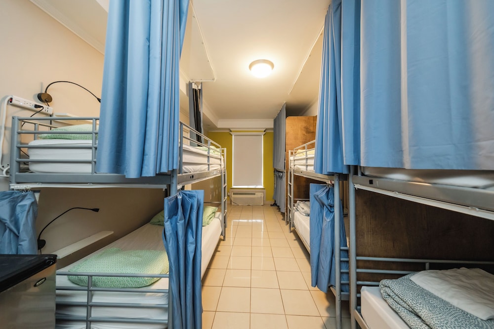 Private 8-Bed Dorm