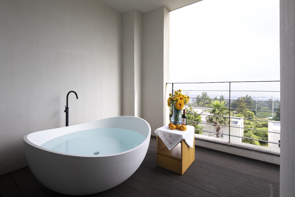 Ocean Terrace (Duplex Villa Type - No Elevator) - Photo 8