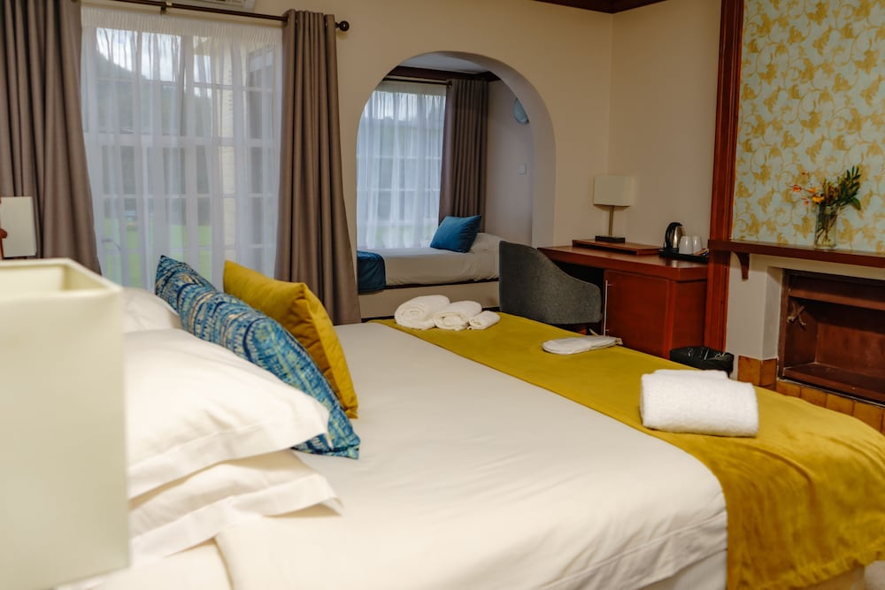 Deluxe Twin Room photo 3
