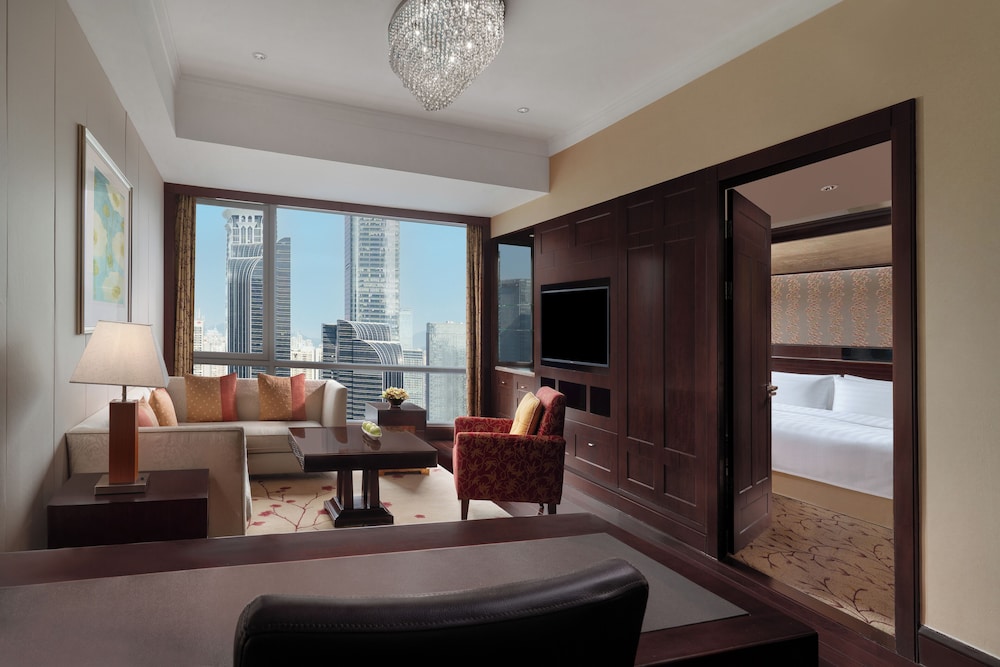 Horizon Premier Twin Room with Executive Lounge Access