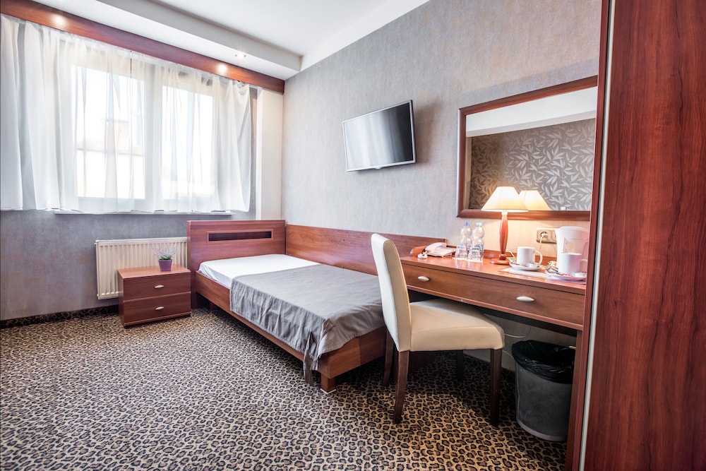 Family Triple Room - Photo 4