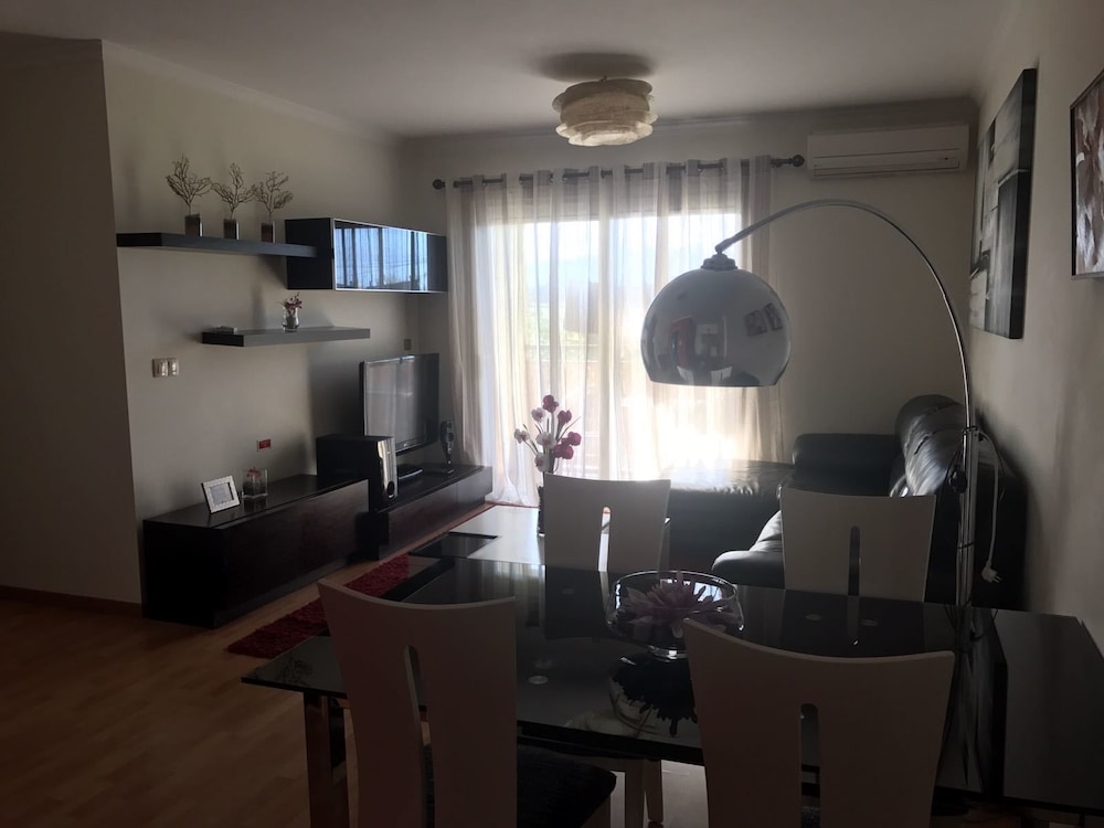 Family Apartment, 3 Bedrooms, Oceanfront photo 3