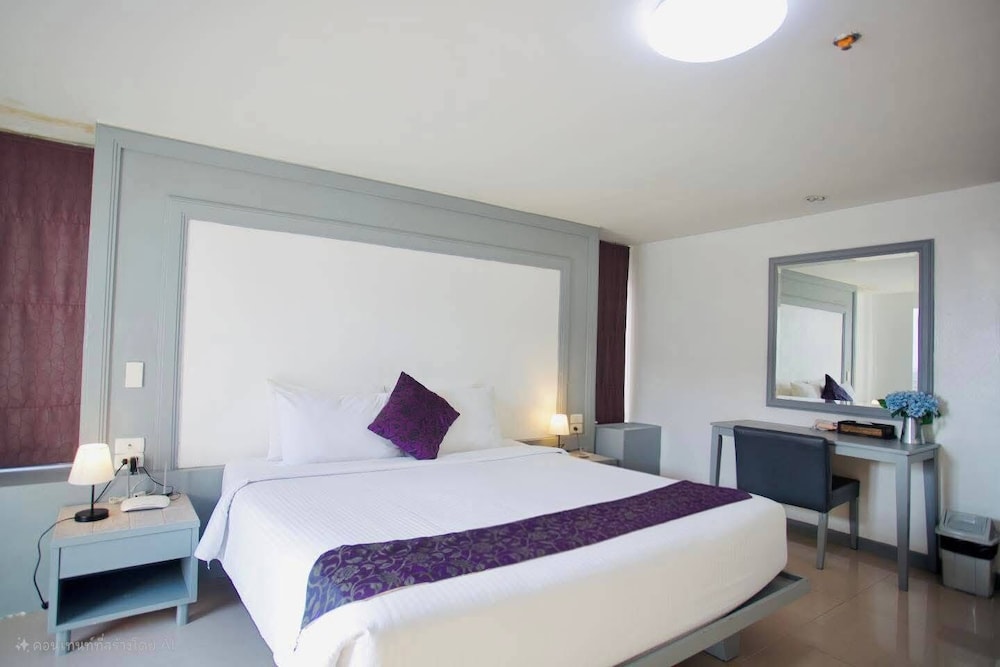 Superior Double Room, City View