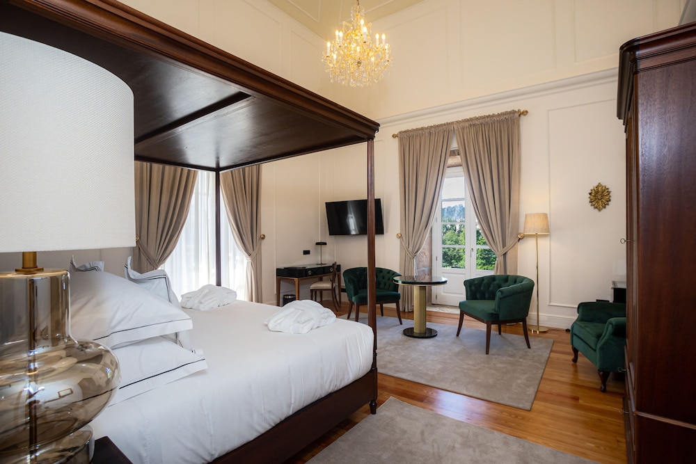 Solar Premium Tower Suite - Photo 10