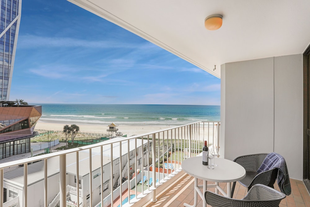 Apartment, 2 Bedrooms, Ocean View photo 1