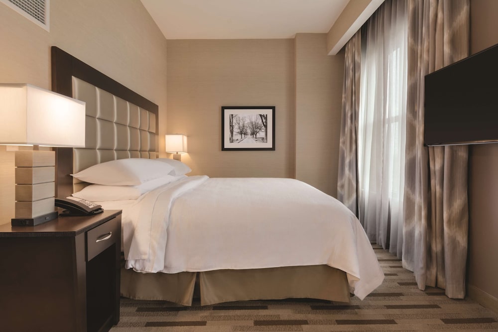 King, Suite, 1 King Bed, Non Smoking