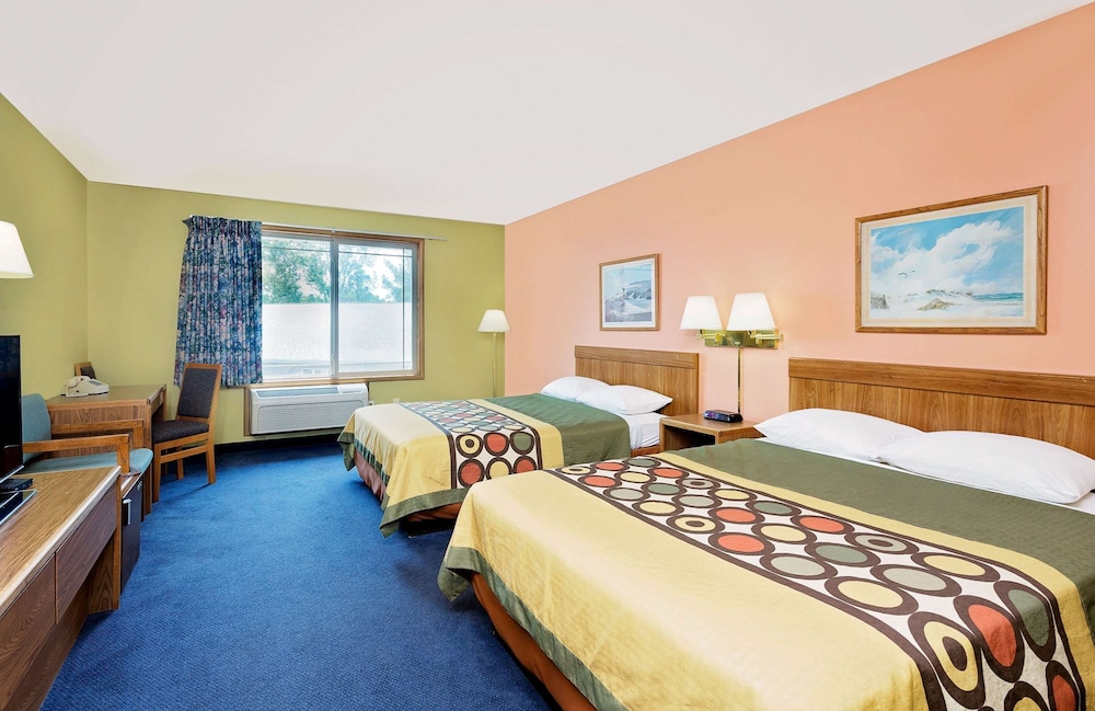 Standard Room, 2 Queen Beds - Photo 2