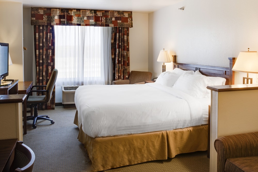Suite, 1 Queen Bed