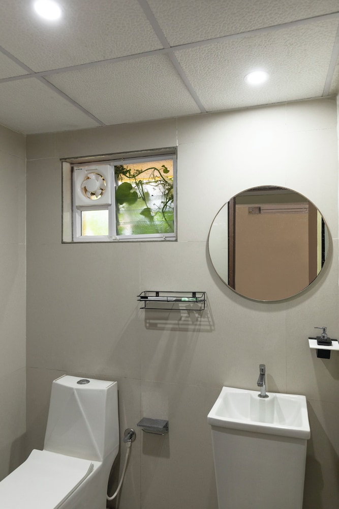 Deluxe Shared Dormitory, Lake View