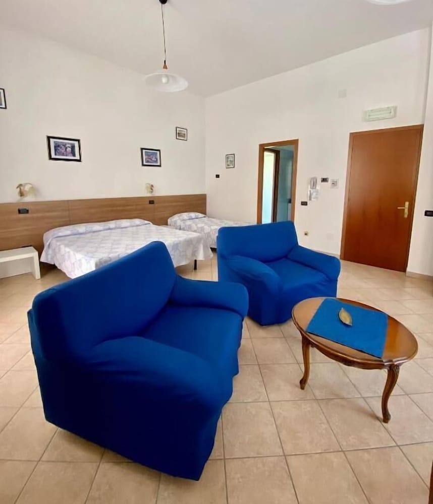 Standard Triple Room, 1 Bedroom photo 1