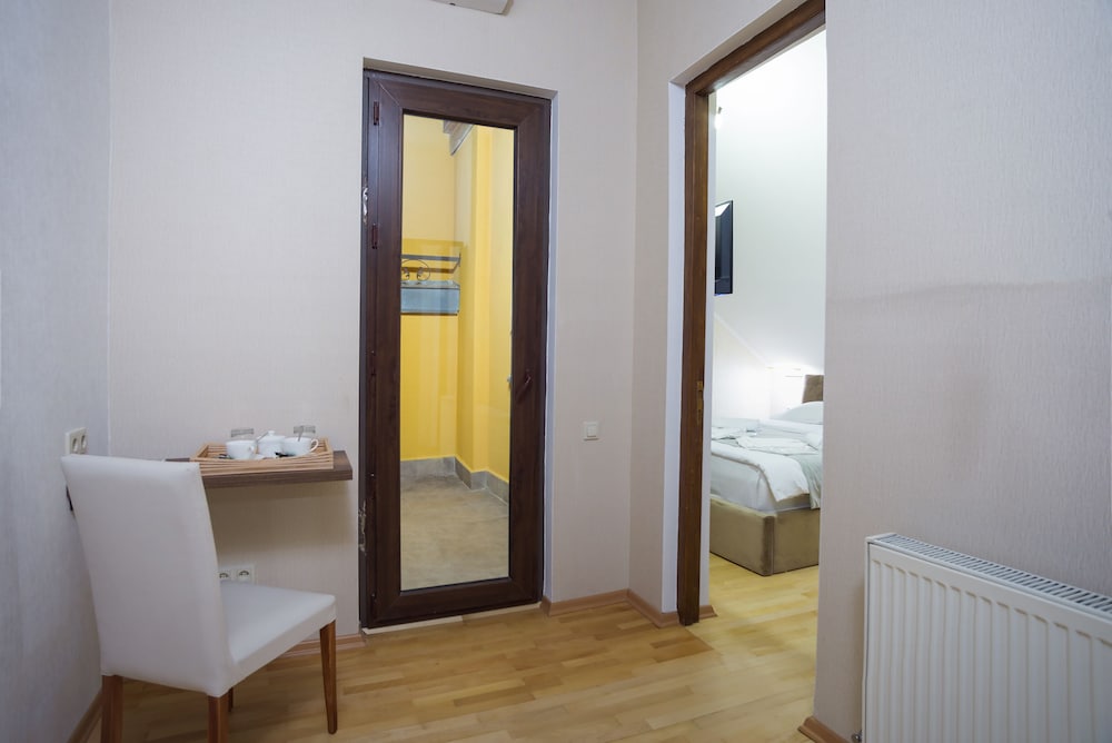 Senior Double Room photo 2
