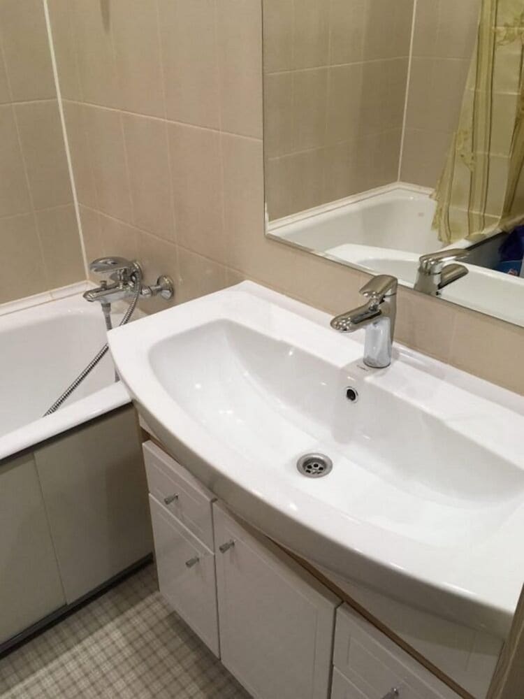 Single Room, Shared Bathroom photo 3