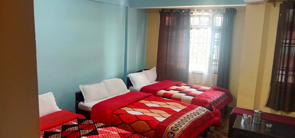 Family Quadruple Room photo 1