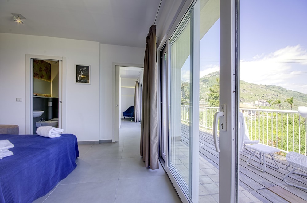 Panoramic Apartment, 1 Bedroom, Sea View photo 1