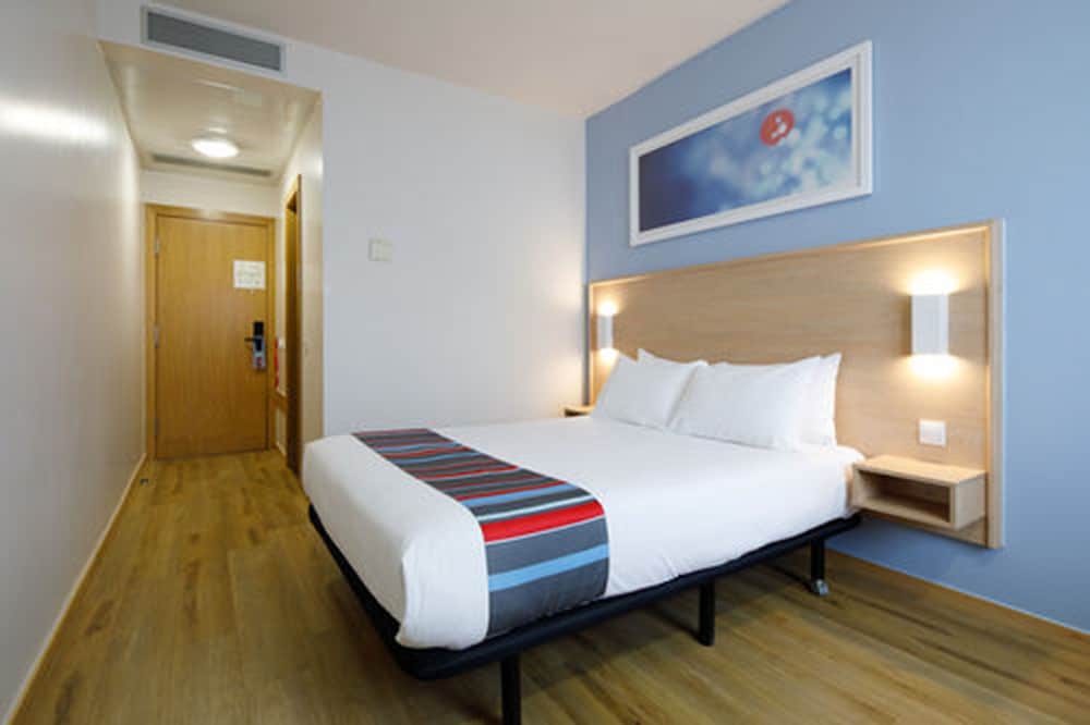 Room photo 2