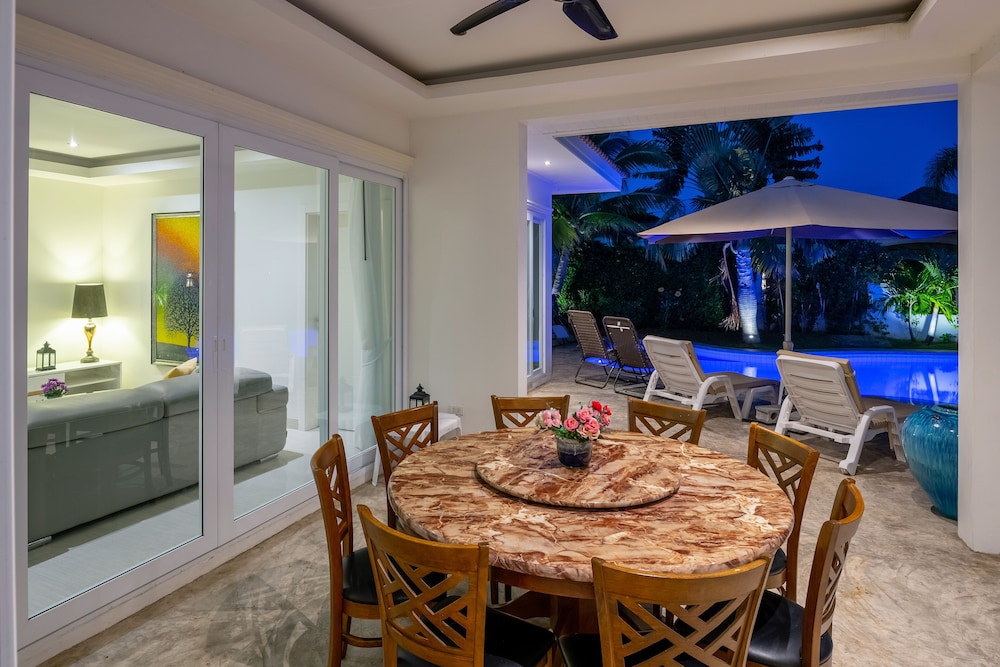 Standard Villa, 3 Bedrooms, Non Smoking, Kitchen - Photo 5