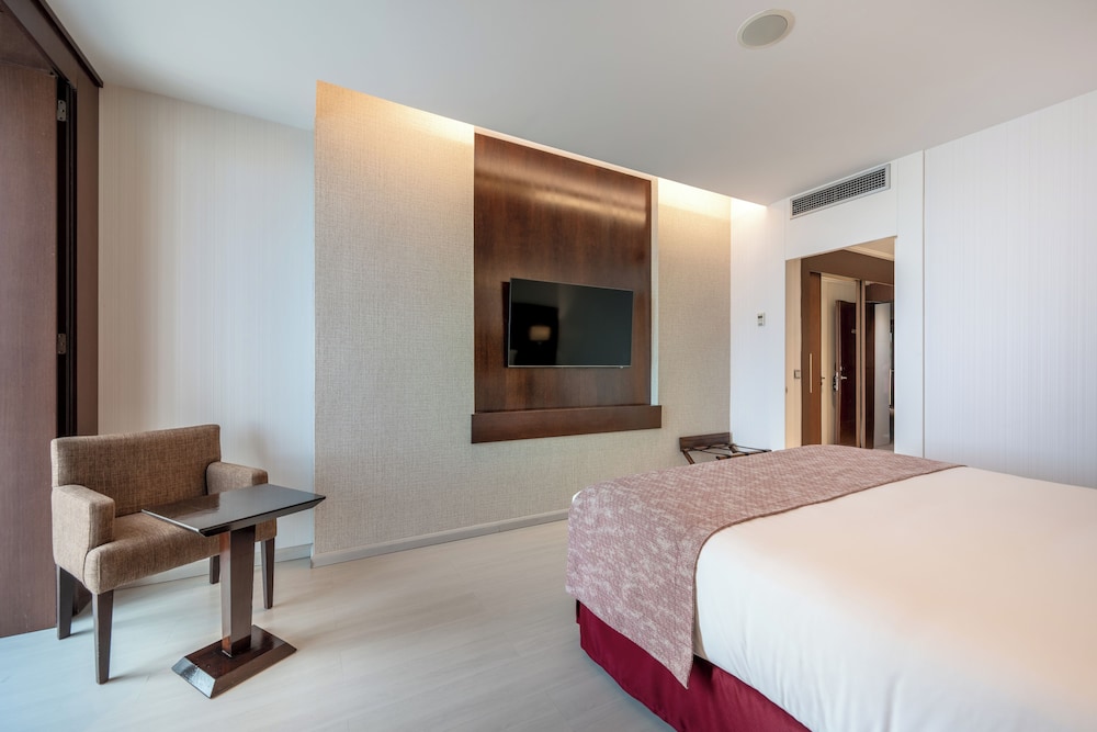 Superior Single Room
