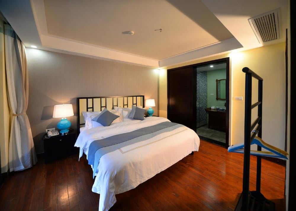 Deluxe Double Room With River View photo 1