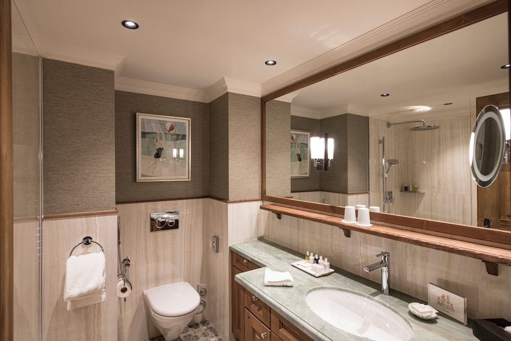 Deluxe Junior Suite Mountain View - Photo 5