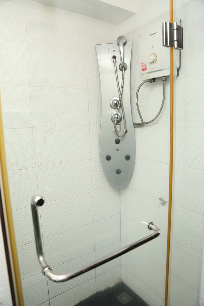 Boss Suites Nana Hotel — photo 124