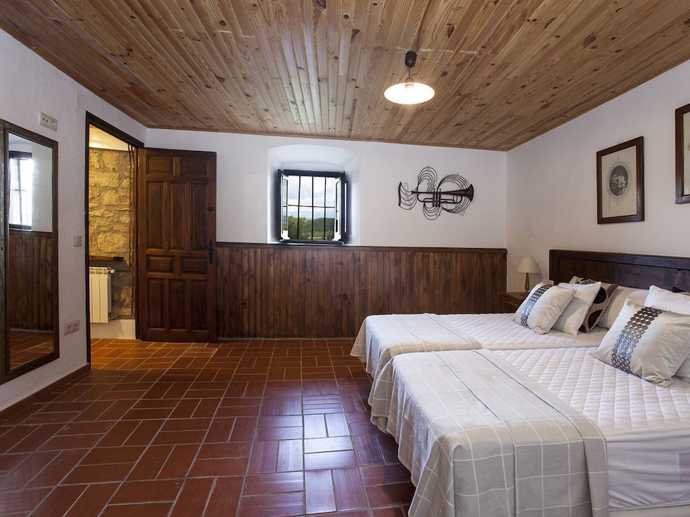 House, 3 Bedrooms, Terrace, Mountain View photo 3