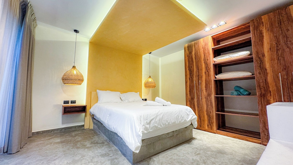 Luxury Apartment, 1 Bedroom, Garden View