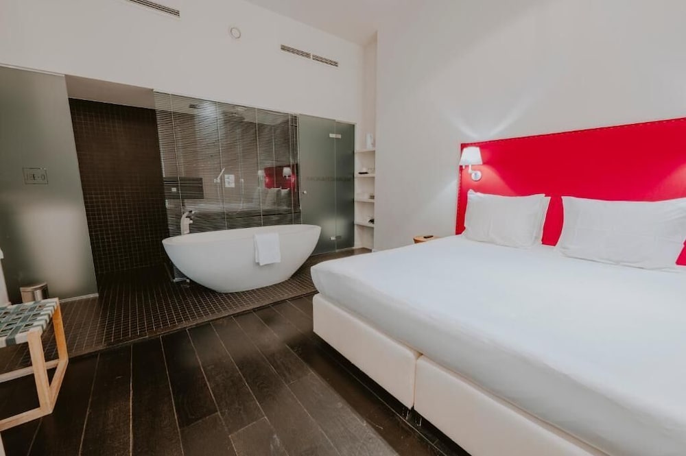 Signature Double Room photo 2