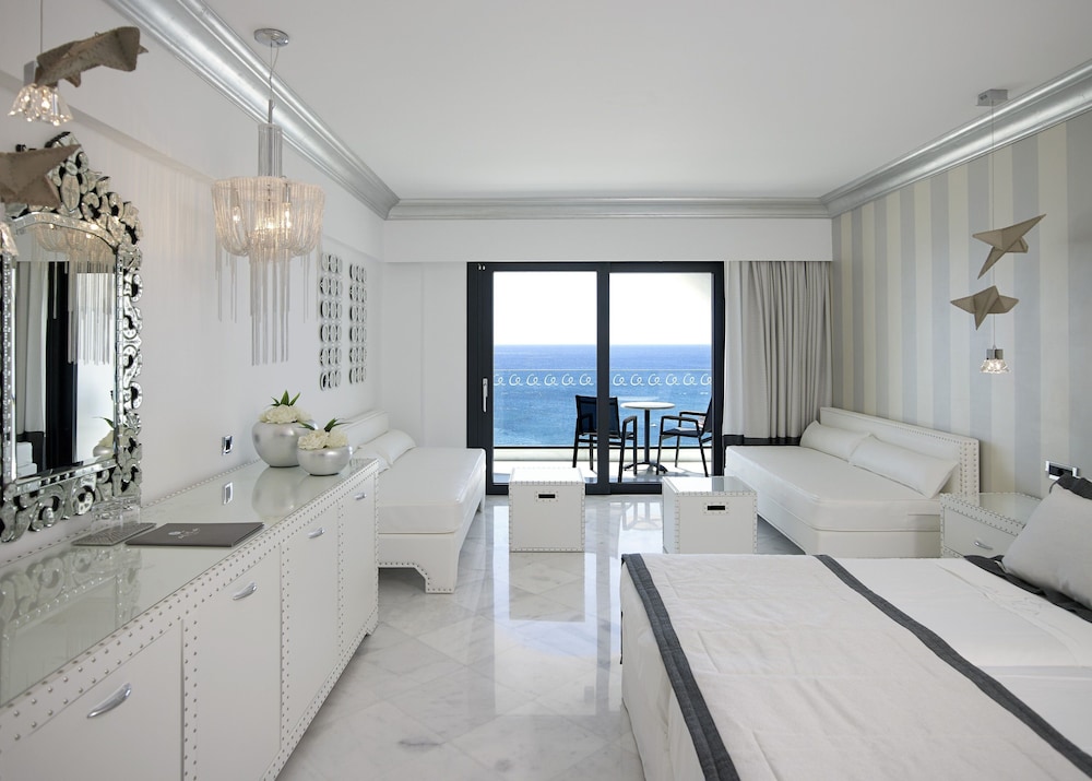 Superior Twin Room, Sea View