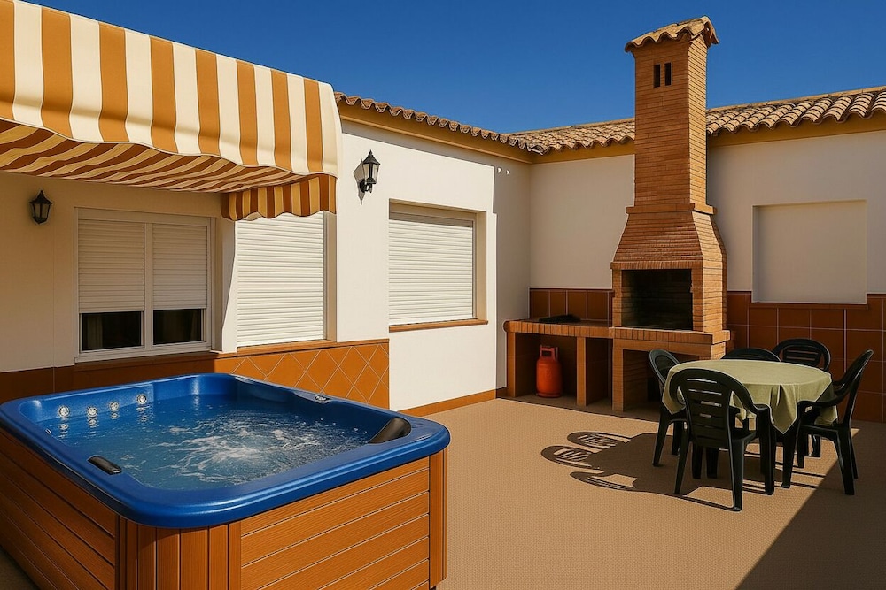Deluxe Apartment, Garden View