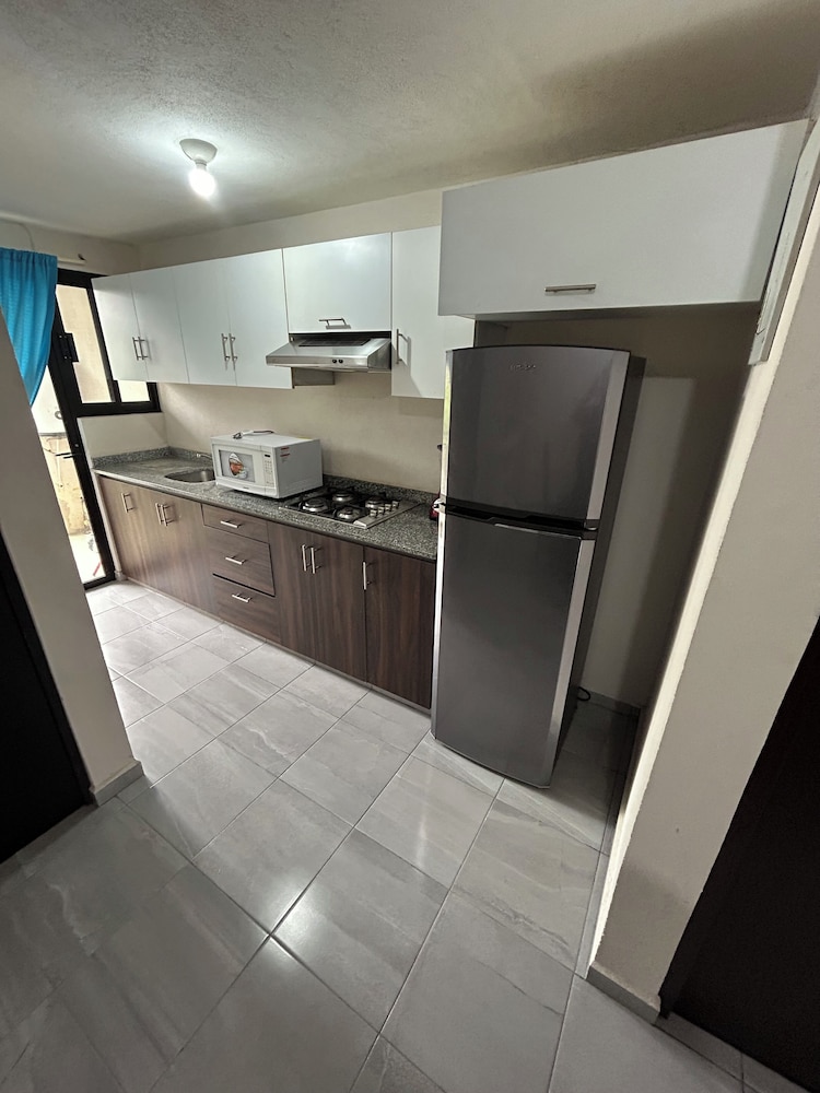 Standard House, City View photo 1
