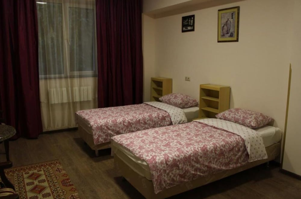 Standard Shared Dormitory (Bed In 2-Bed Mixed Dormitory) photo 2