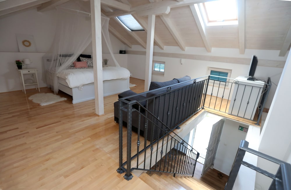 Apartment (Duplex)