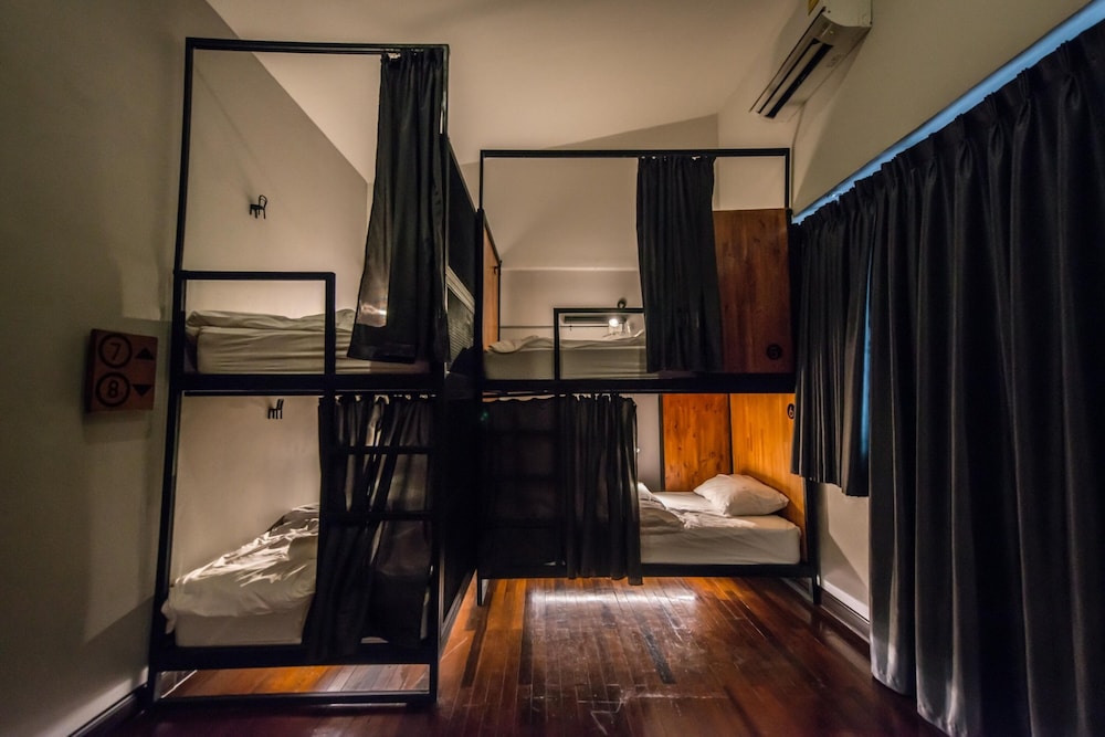 Basic Shared Dormitory, Shared Bathroom photo 1