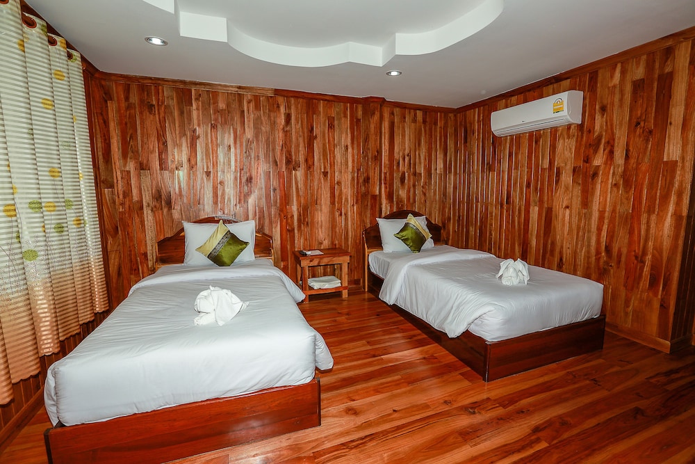 Standard Twin Room photo 2