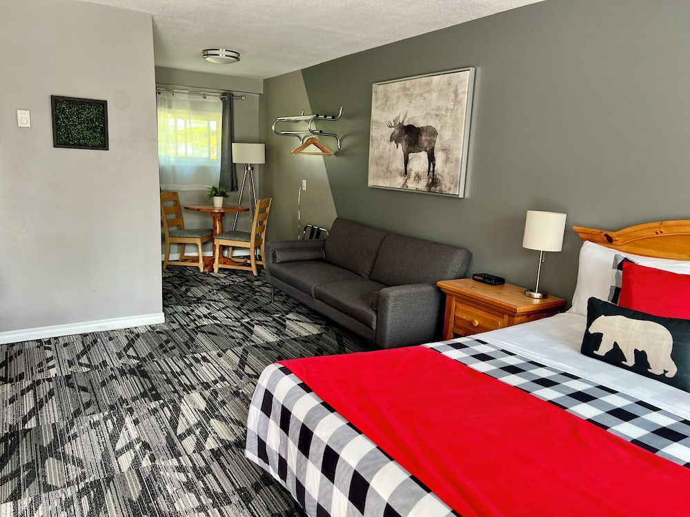 Deluxe Room, 1 Queen Bed