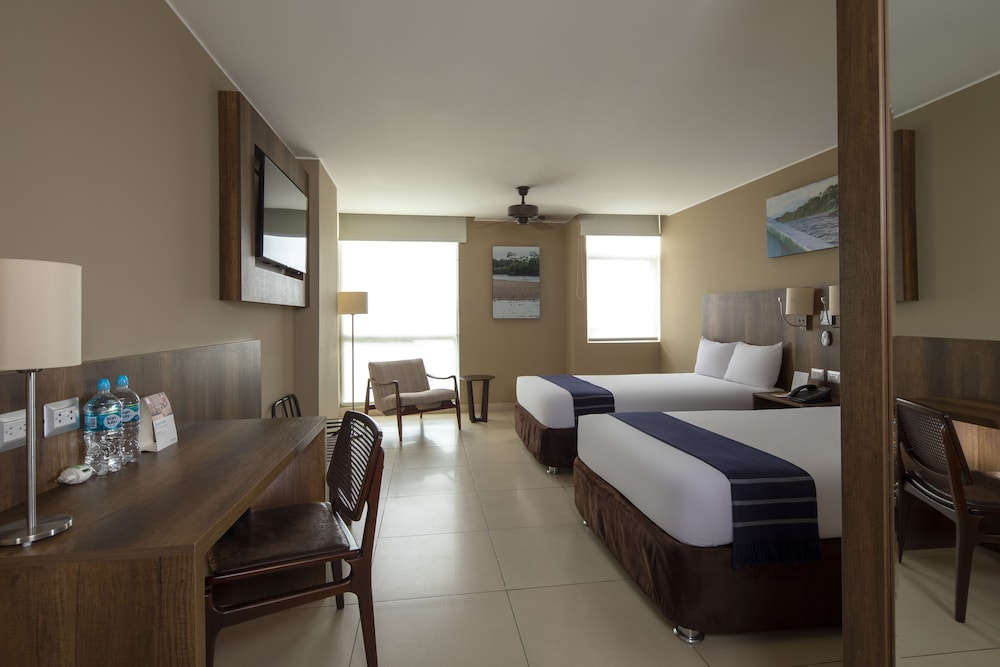 Superior Twin Room photo 1